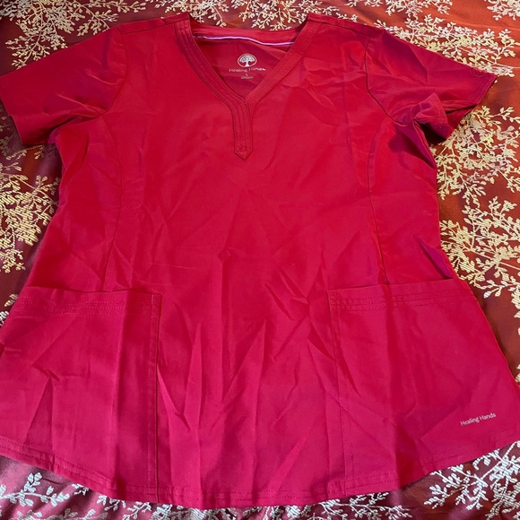 New Healing hands red scrub top - Picture 6 of 6